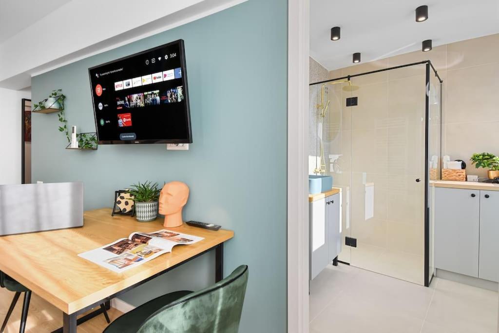 Mysa Modern Studio * Near Cismigiu Park * Netflix Бухарест Экстерьер фото